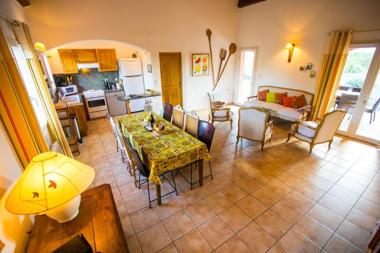 Les Villas de Perret Joyeuse Extérieur photo