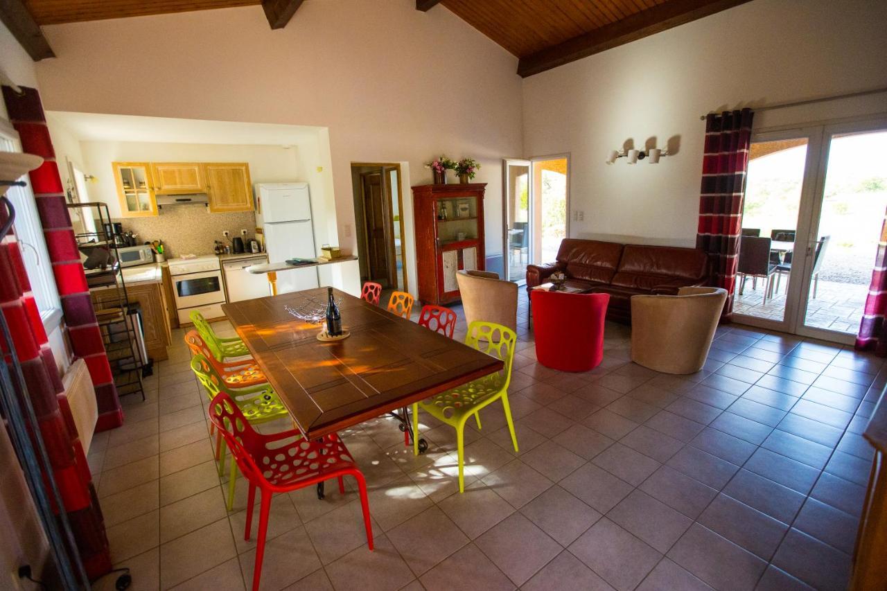 Les Villas de Perret Joyeuse Extérieur photo