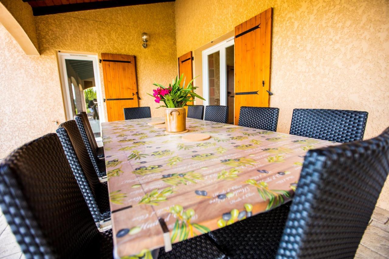 Les Villas de Perret Joyeuse Extérieur photo