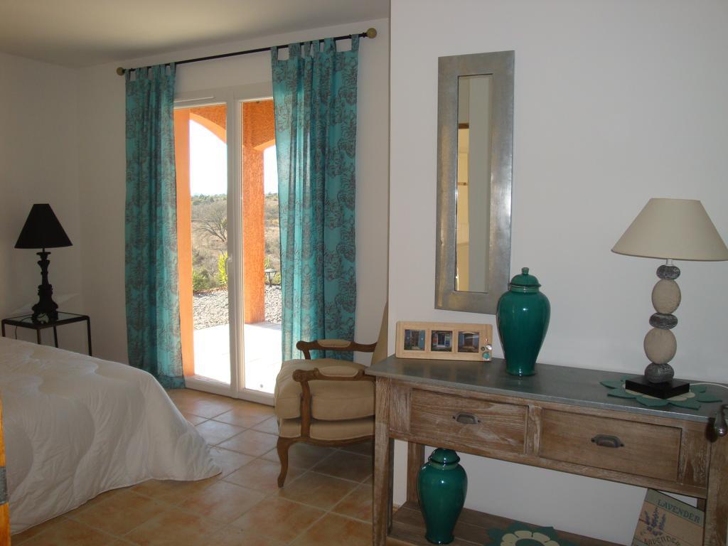 Les Villas de Perret Joyeuse Chambre photo