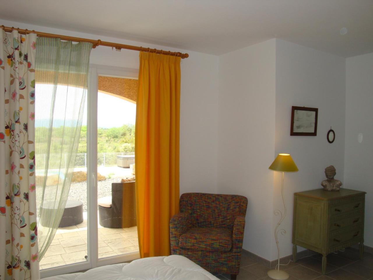 Les Villas de Perret Joyeuse Extérieur photo
