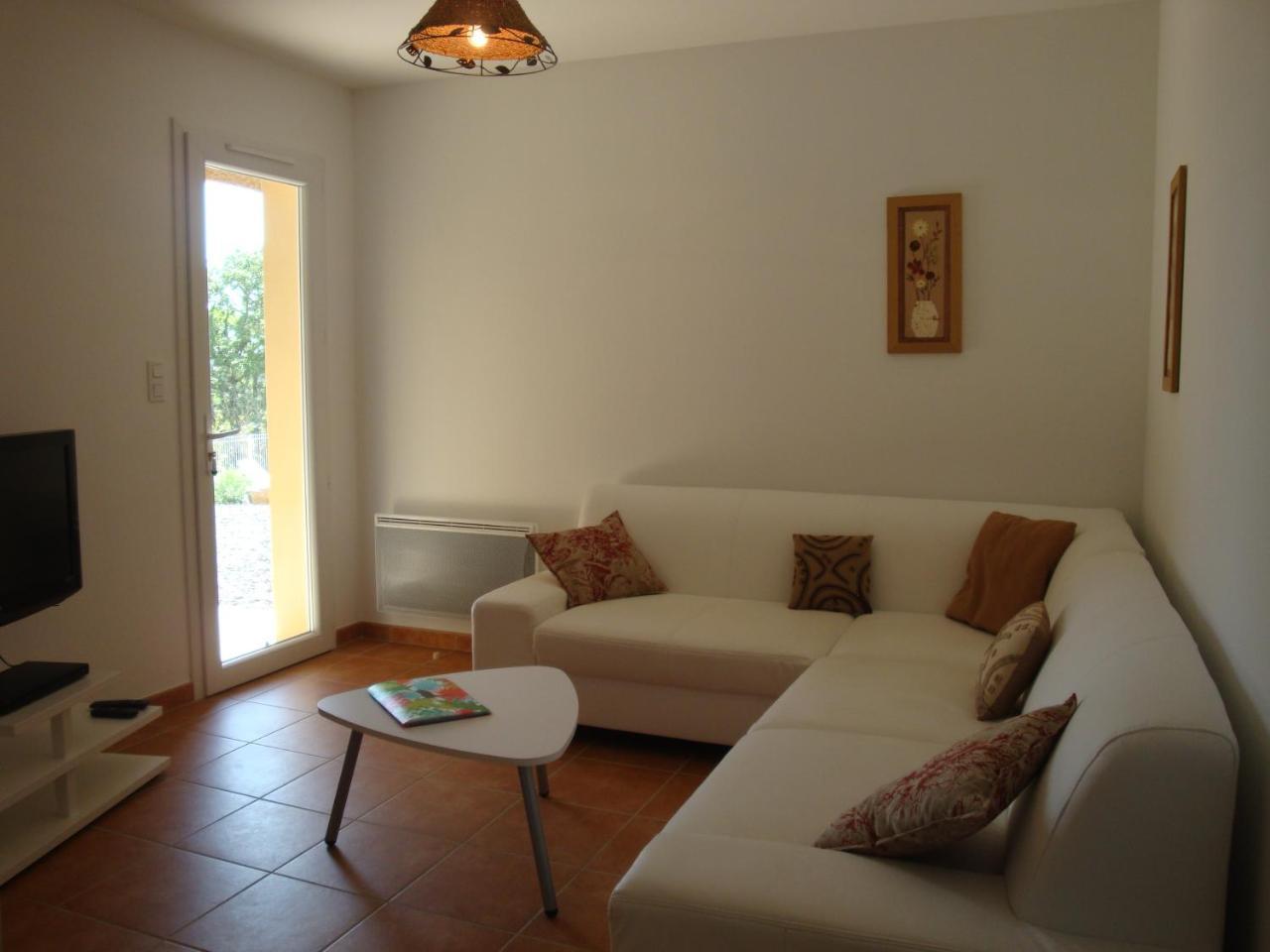 Les Villas de Perret Joyeuse Extérieur photo