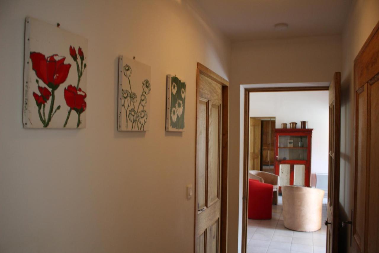 Les Villas de Perret Joyeuse Extérieur photo