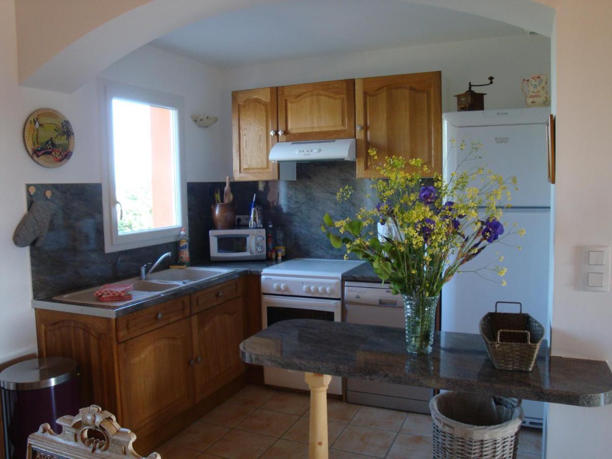 Les Villas de Perret Joyeuse Extérieur photo